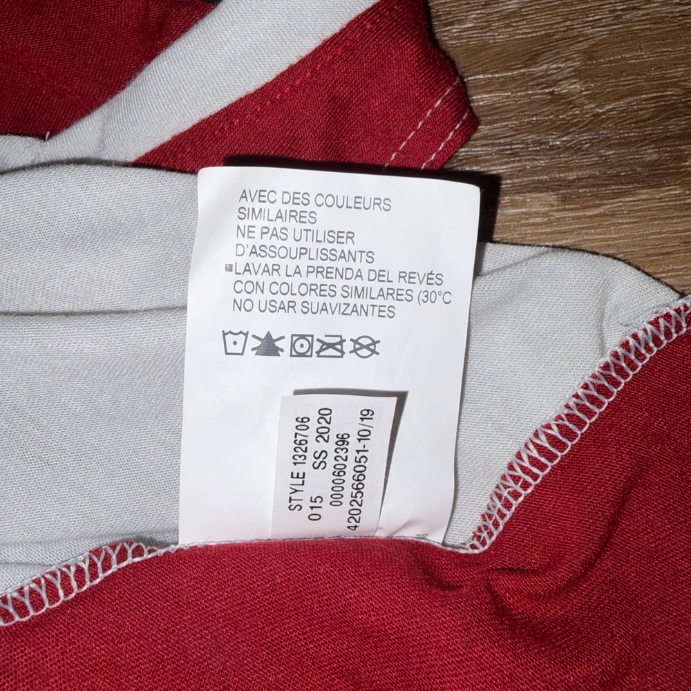 Under Armour Tank Top Mens Medium Red White HeatGear Athletic Gym Shirt NWT - Picture 11 of 11